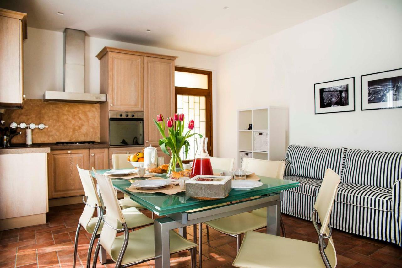 Apartamento Casa Il Glicine A Due Passi Dal Centro Siena Exterior foto